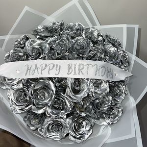 Real Roses! 36 Silver Roses With HBD Banner!